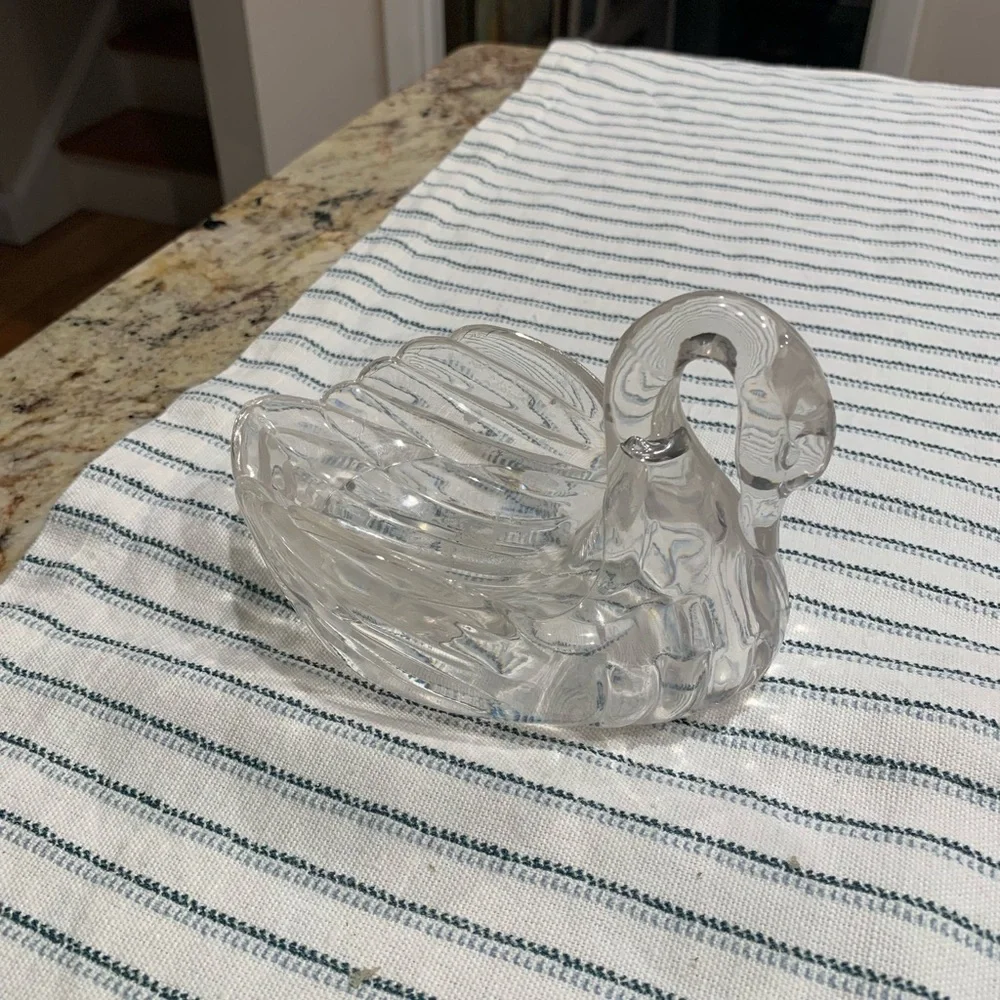 Vintage Clear plastic Swan soap dish